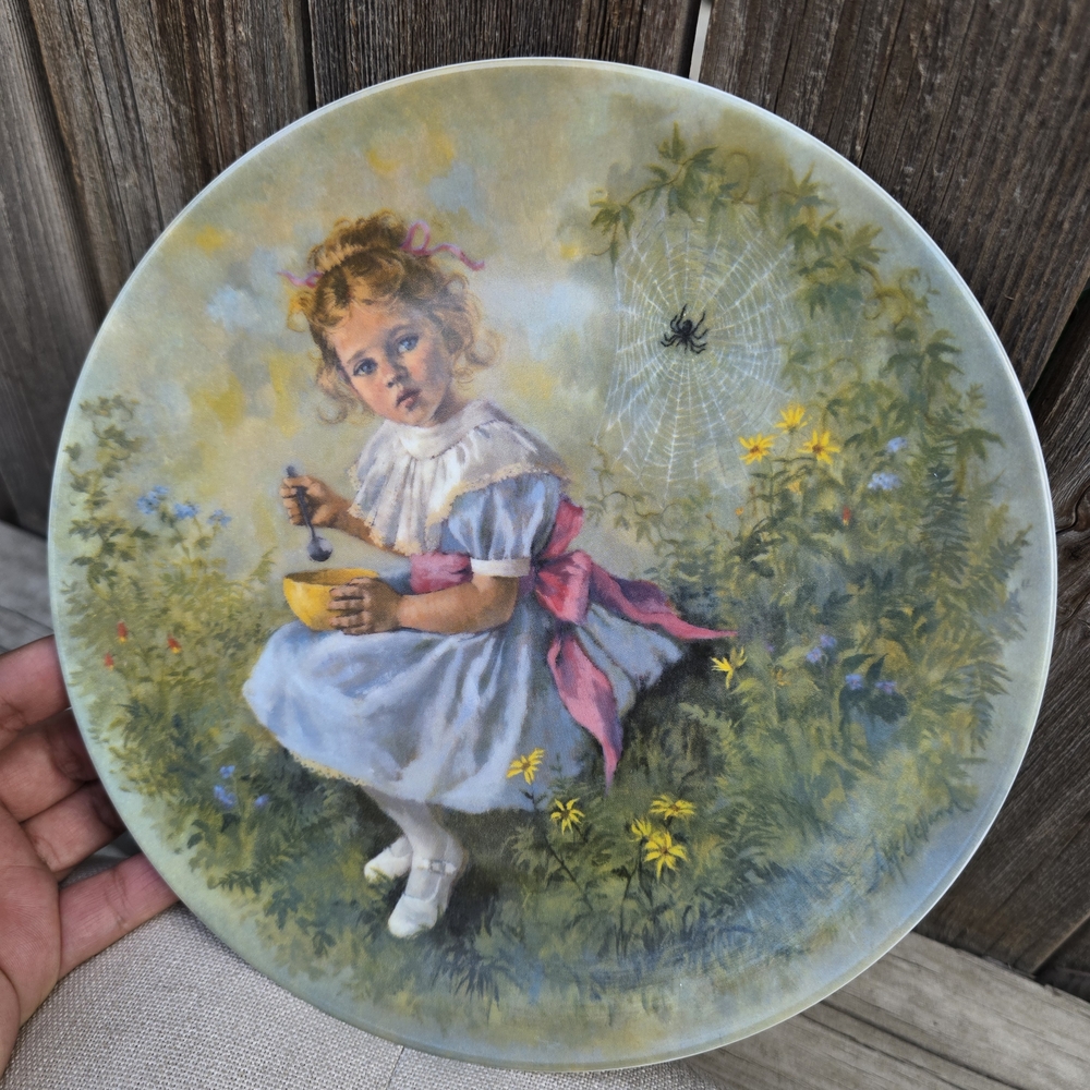 Vintage Mother Goose Little Miss Muffet Decorative Collectors Plate